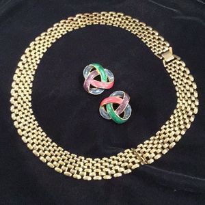 Mid century GoldTone PANTHER LINK necklace + Earrings